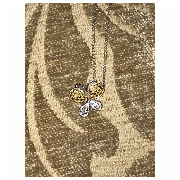 10K White Gold Butterfly Diamond Pendent w/ Chain - Picture 4 of 6